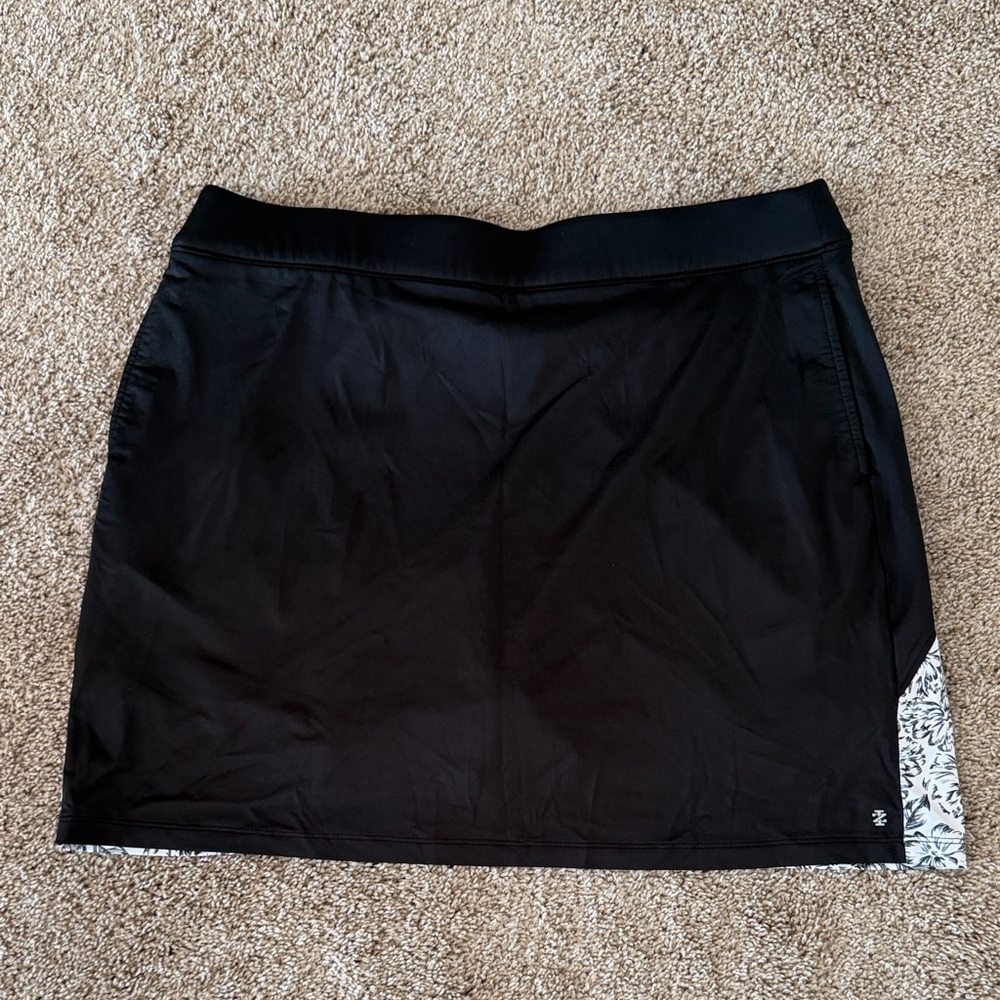 Stylish Black Mini Skort with White Accents